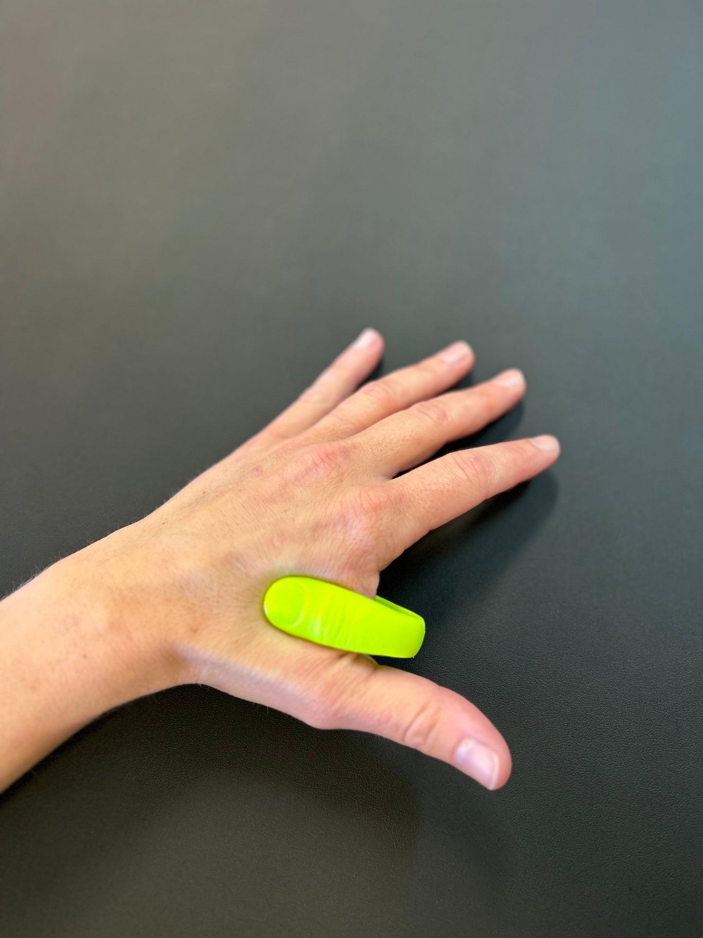 Accupressure Hand Clip